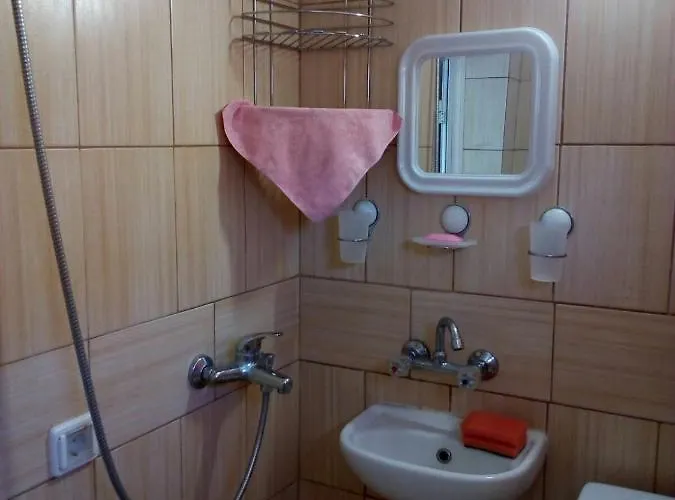 за гости тамара Gasthof Ezerets