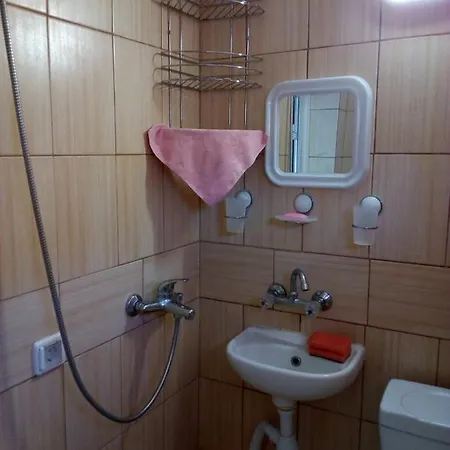 за гости тамара Guest house Ezerets